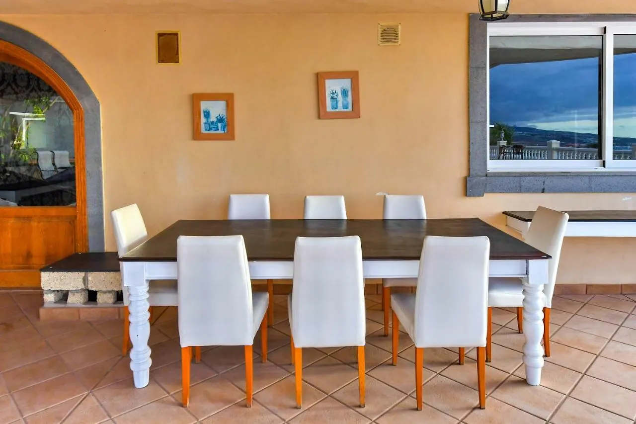 Villa Del Sol Bella Vista 阿德耶 0*,  西班牙