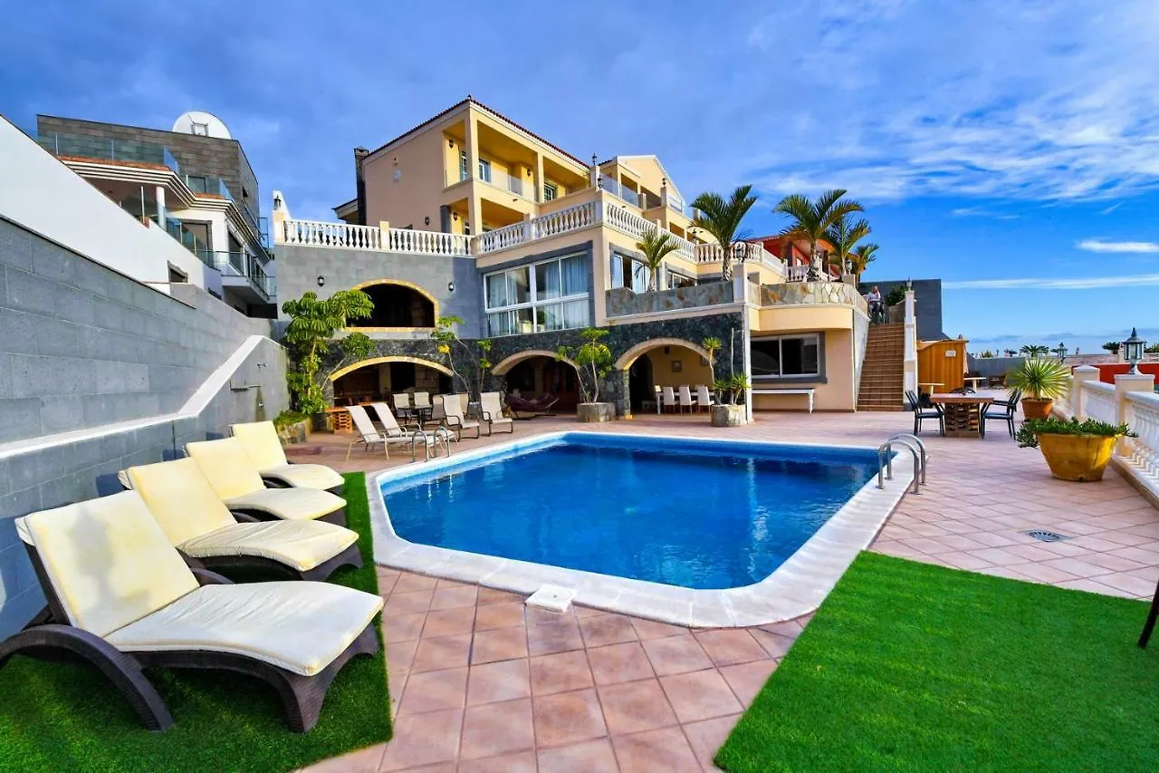Villa Del Sol Bella Vista 아데제 0*,